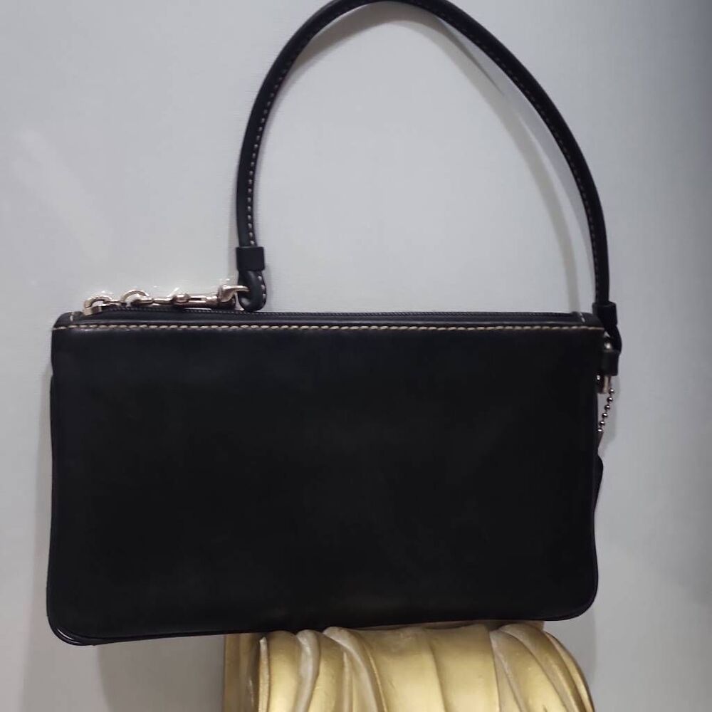 Coach Soho black leather buckle wristlet clutch bag. Y2K - Picture 9 of 12